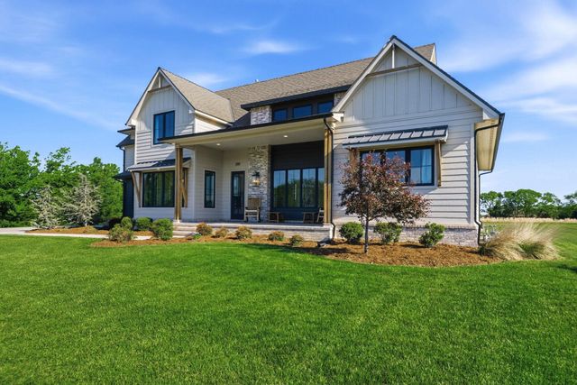 200 Cedar Ranch Ct, Derby, KS 67037