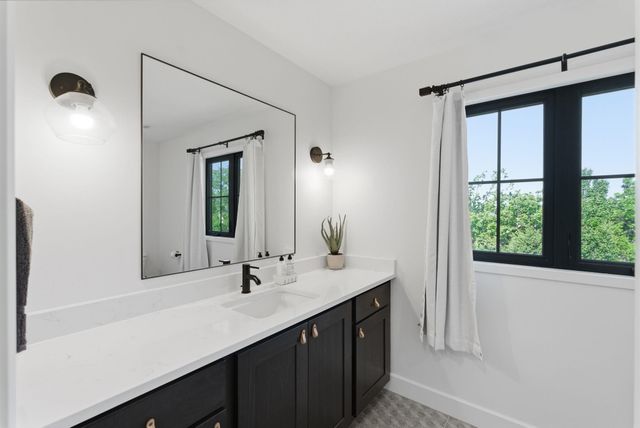 200 Cedar Ranch Ct, Derby, KS 67037