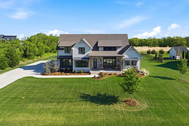 200 Cedar Ranch Ct, Derby, KS 67037