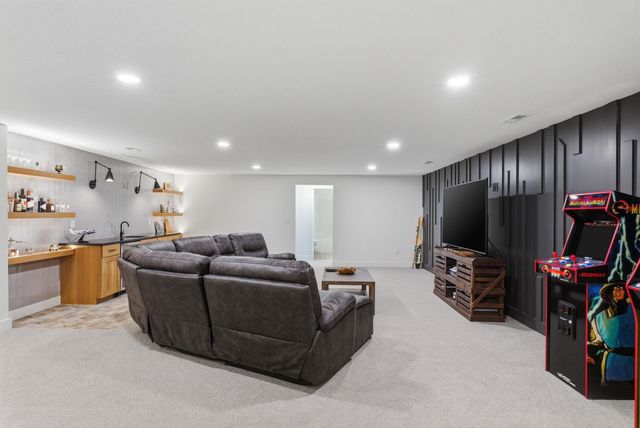 200 Cedar Ranch Ct, Derby, KS 67037