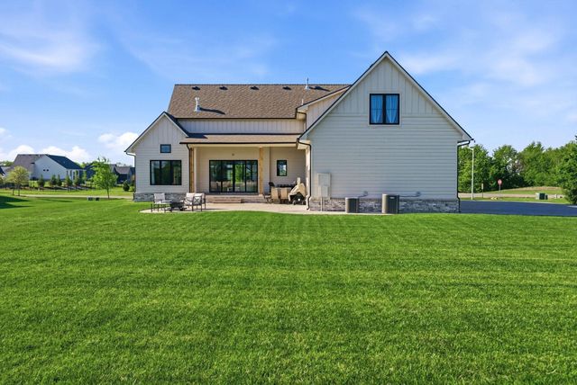 200 Cedar Ranch Ct, Derby, KS 67037