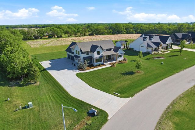 200 Cedar Ranch Ct, Derby, KS 67037