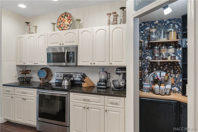 815 N Bennington Terrace, Inverness, FL 34453