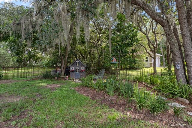 815 N Bennington Terrace, Inverness, FL 34453