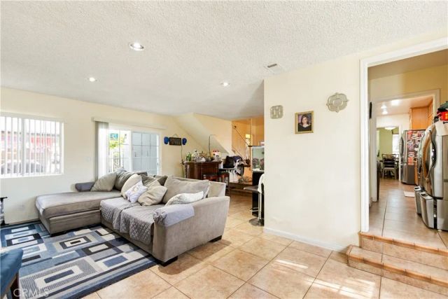 10431 Lesterford Avenue, Downey, CA 90241
