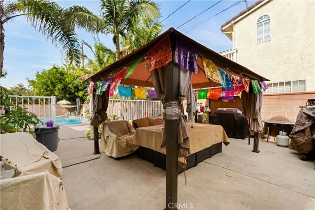 10431 Lesterford Avenue, Downey, CA 90241