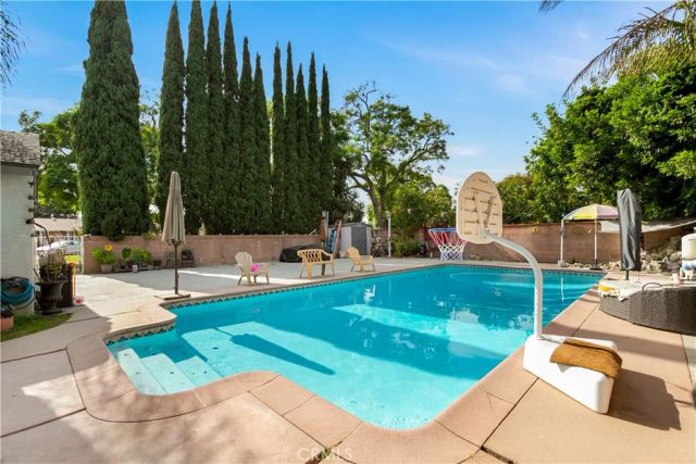10431 Lesterford Avenue, Downey, CA 90241
