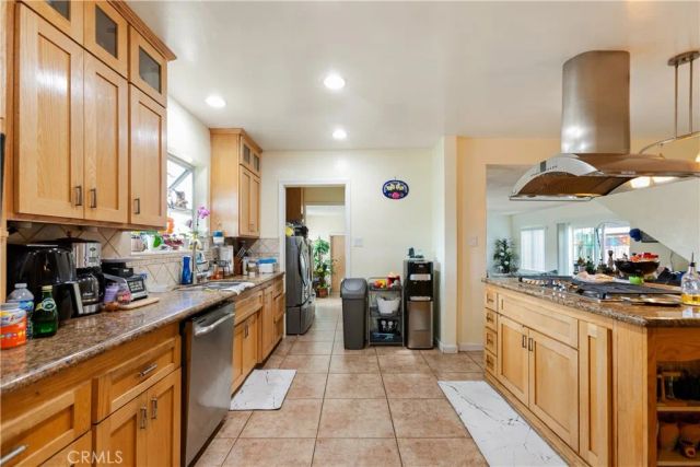 10431 Lesterford Avenue, Downey, CA 90241