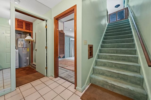 614 Pocasset Court, Warwick, RI 02886