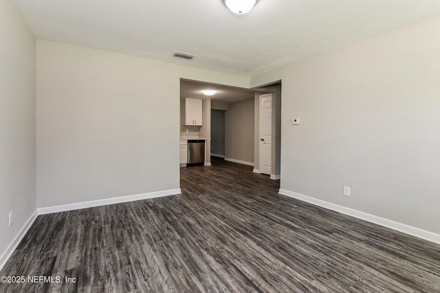 6928 SONORA Drive N, Jacksonville, FL 32244