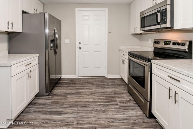 6928 SONORA Drive N, Jacksonville, FL 32244