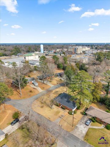 110 Springdale Drive, Warner Robins, GA 31088