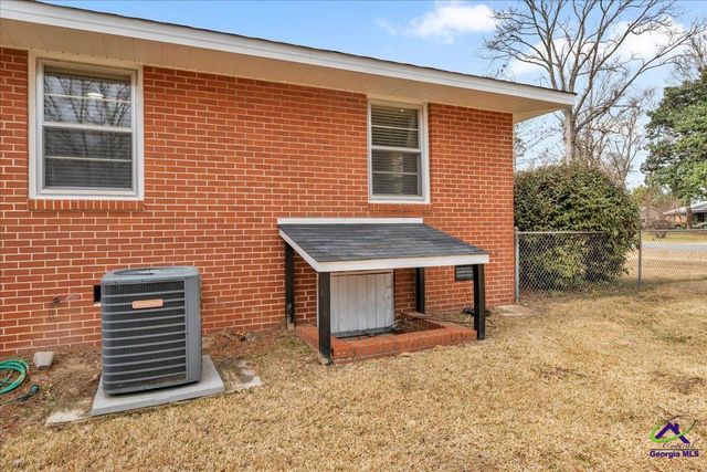 110 Springdale Drive, Warner Robins, GA 31088