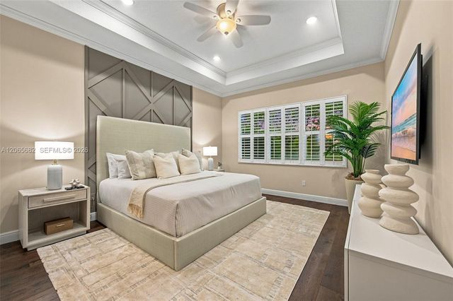 8550 Lakeside Bend, Parkland, FL 33076