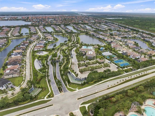 8550 Lakeside Bend, Parkland, FL 33076