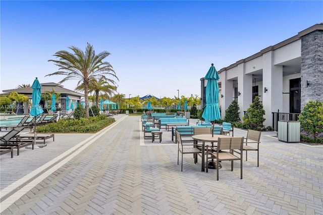 8550 Lakeside Bend, Parkland, FL 33076