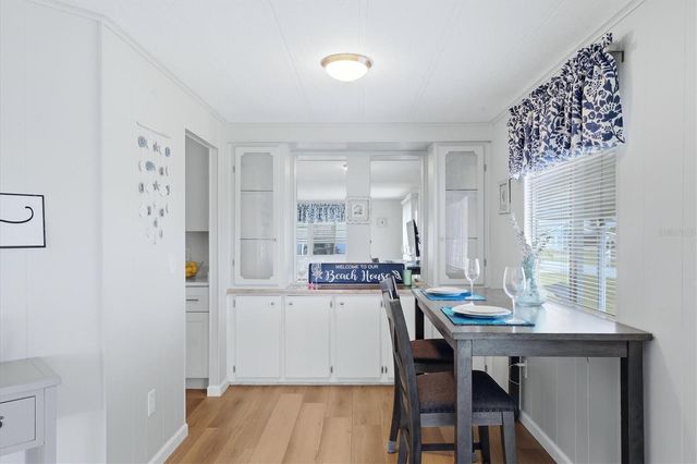 240 VIA DE LUNA, Englewood, FL 34224