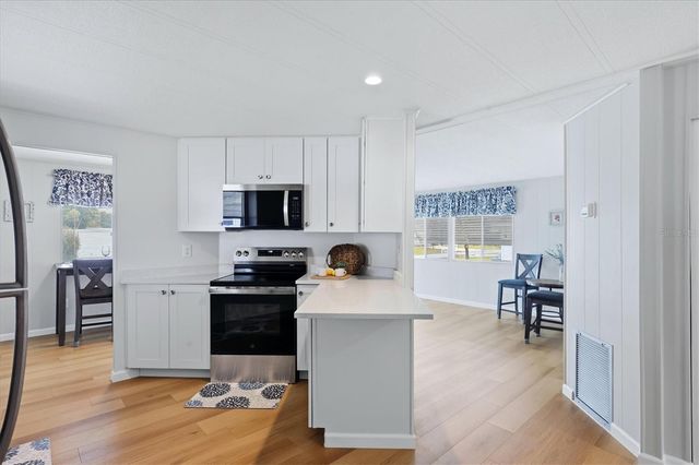 240 VIA DE LUNA, Englewood, FL 34224