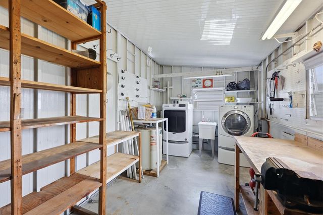 240 VIA DE LUNA, Englewood, FL 34224