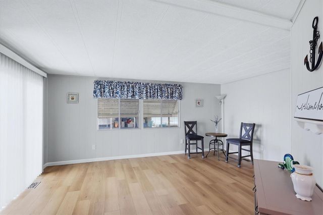 240 VIA DE LUNA, Englewood, FL 34224