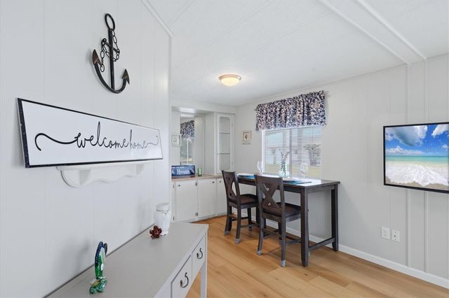 240 VIA DE LUNA, Englewood, FL 34224