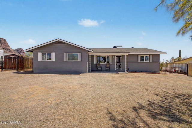 5455 E MINING CAMP Street, Apache Junction, AZ 85119