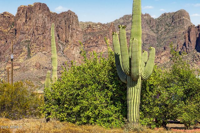 5455 E MINING CAMP Street, Apache Junction, AZ 85119