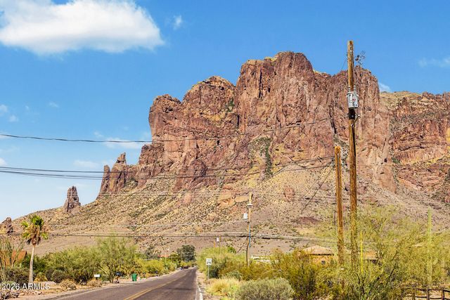5455 E MINING CAMP Street, Apache Junction, AZ 85119