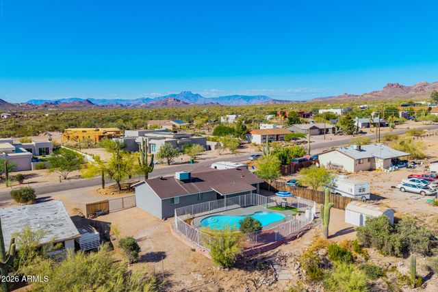 5455 E MINING CAMP Street, Apache Junction, AZ 85119