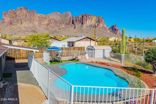 5455 E MINING CAMP Street, Apache Junction, AZ 85119