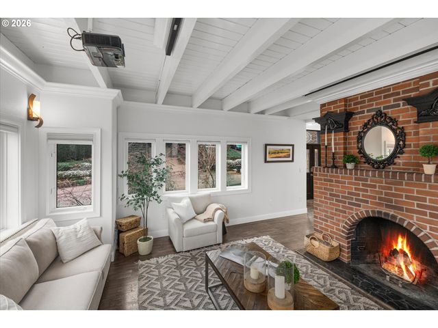 4405 GRANT St, West Linn, OR 97068