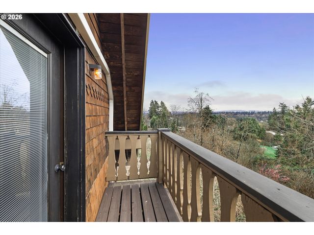 4405 GRANT St, West Linn, OR 97068