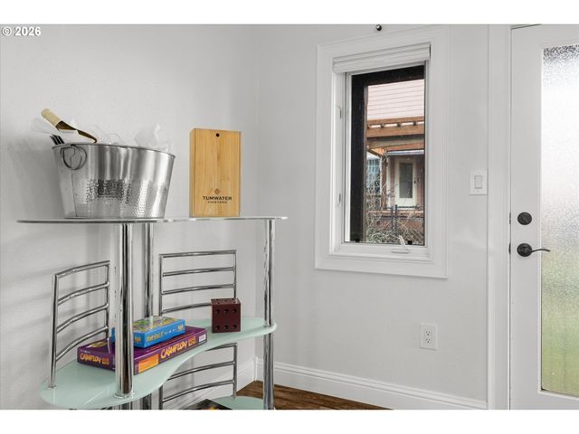 4405 GRANT St, West Linn, OR 97068