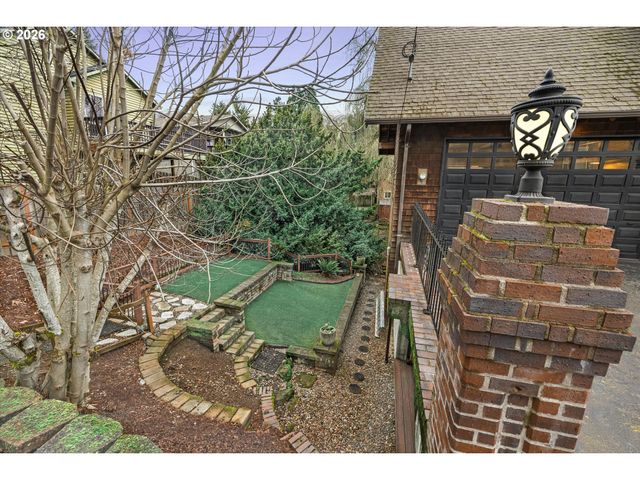 4405 GRANT St, West Linn, OR 97068