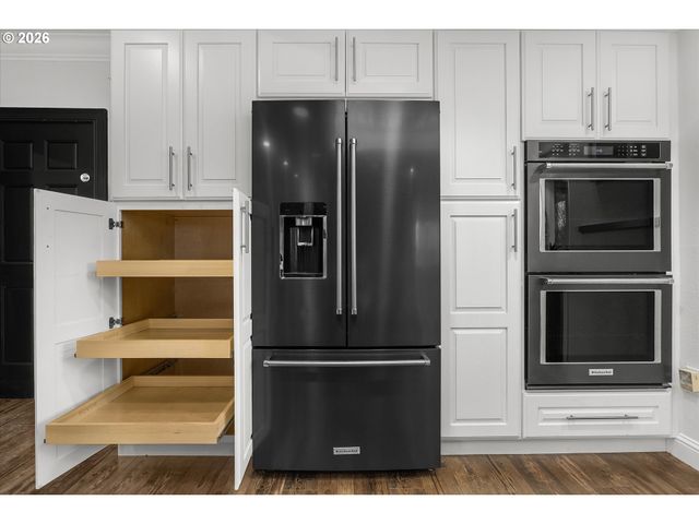 4405 GRANT St, West Linn, OR 97068