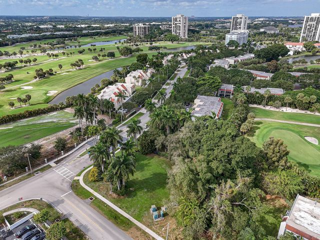 1617 Embassy Drive, West Palm Beach, FL 33401