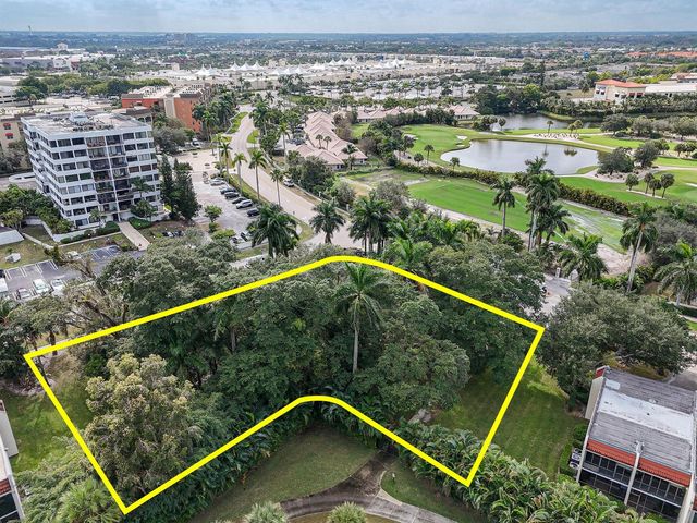 1617 Embassy Drive, West Palm Beach, FL 33401