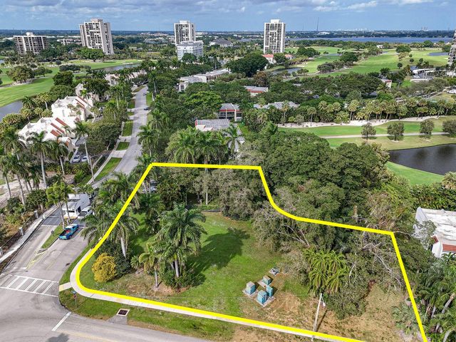 1617 Embassy Drive, West Palm Beach, FL 33401