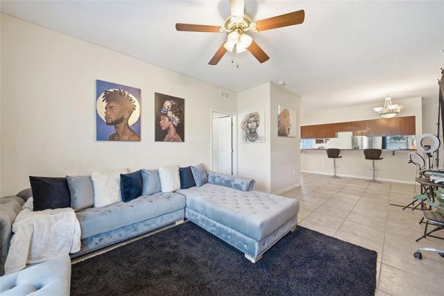 5212 S 83RD STREET, Tampa, FL 33619