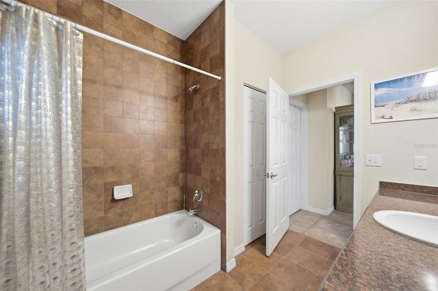 5212 S 83RD STREET, Tampa, FL 33619