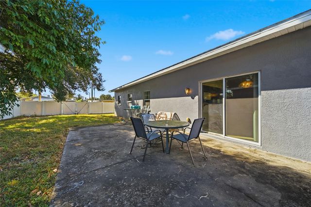 5212 S 83RD STREET, Tampa, FL 33619