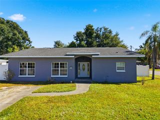 5212 S 83RD STREET, Tampa, FL 33619