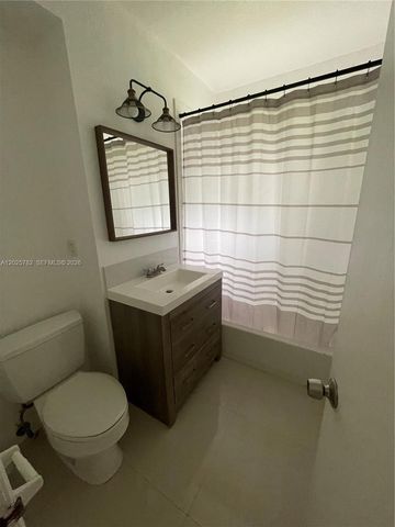 829 Columbus Blvd, Coral Gables, FL 33134