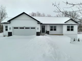 10886 Douglas Drive, Allendale, MI 49401