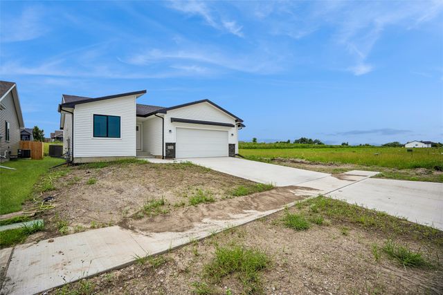 5120 Synergy Street, Van Meter, IA 50261