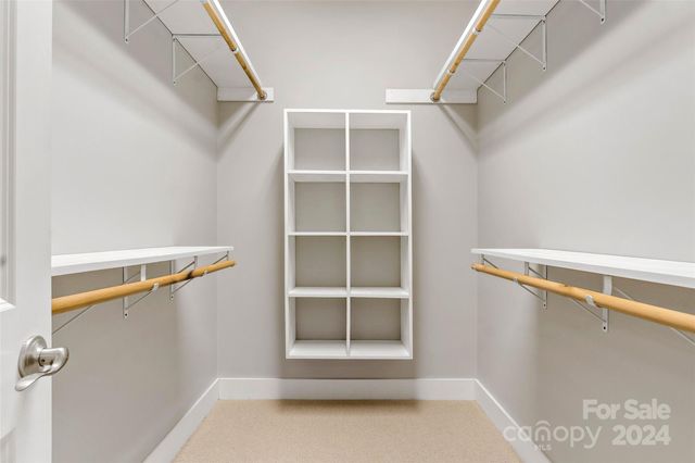4 Nectar Way, Swannanoa, NC 28778