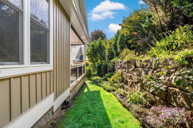 4 Nectar Way, Swannanoa, NC 28778
