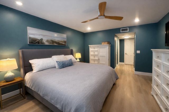 6 Colonial Club Drive 200, Boynton Beach, FL 33435