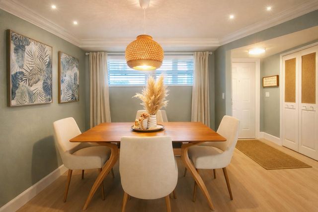 6 Colonial Club Drive 200, Boynton Beach, FL 33435