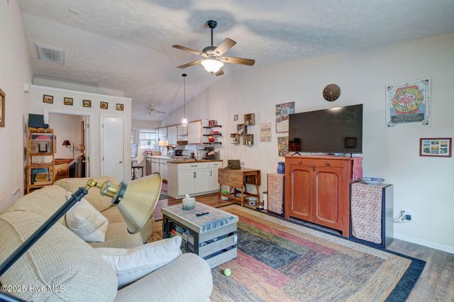 728 Varsity Drive, Wilmington, NC 28403
